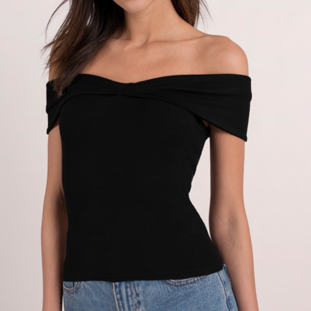 Tobi XS Black Off Shoulder Ribbed Tee